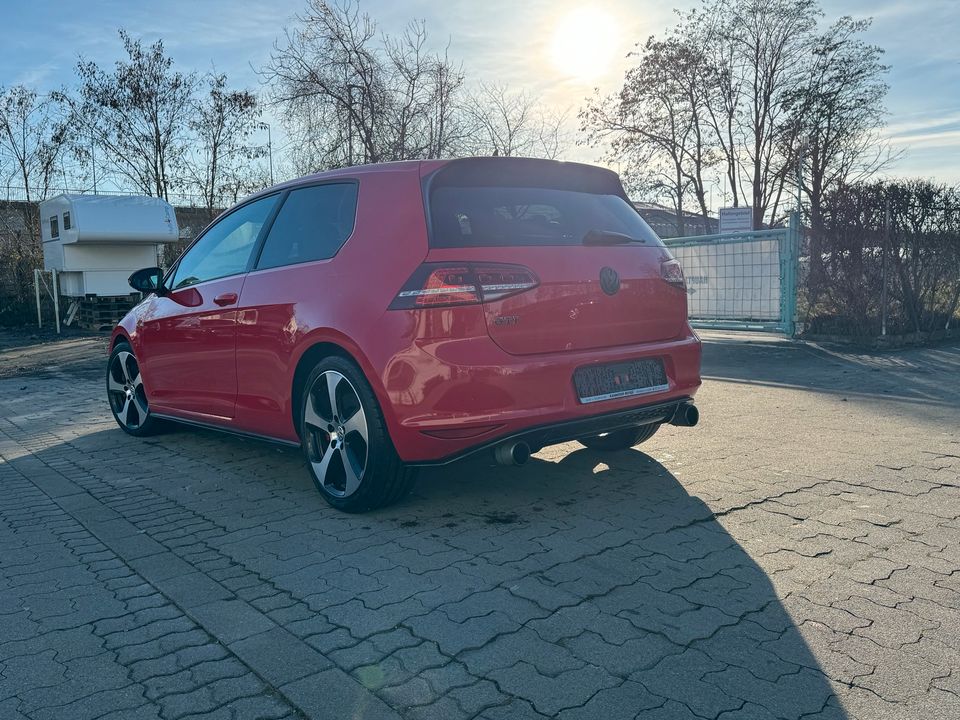 Golf VII GTI Performance Schalter in Weil am Rhein