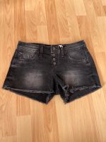 Schwarze Jeansshorts Tommy Hilfiger Rheinland-Pfalz - Nastätten Vorschau