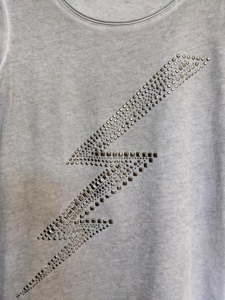 EDC T-Shirt kurzarm neuwertig grau mit Applikation Gr. XS in Werl