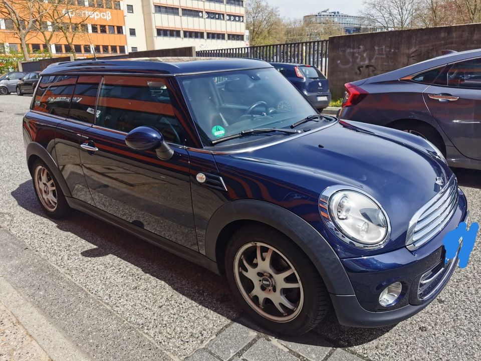 MINI Cooper D Clubman*Navi*Leder*Panorama*8-fach Alu in Stade