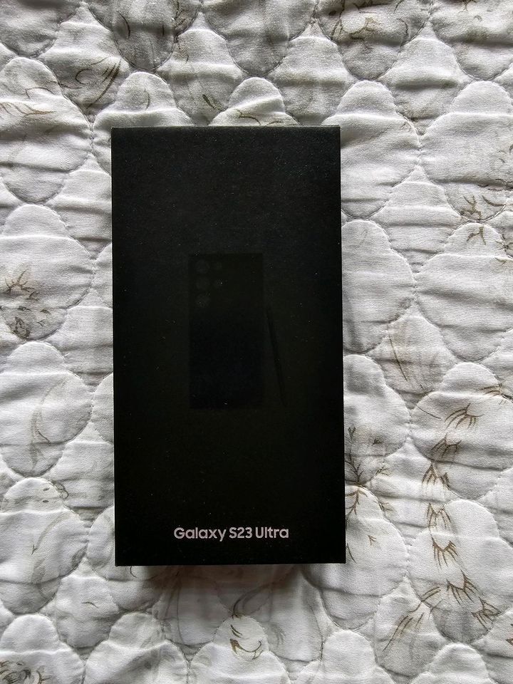 Samsung S 23 Ultra 256 GB Phantom Black in Garbsen
