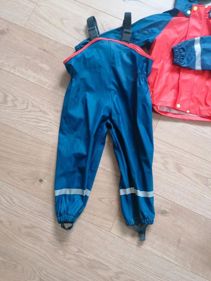 Helly Hansen Regenjacken+Regenhosen Zwillinge Gr. 98 in Seesen