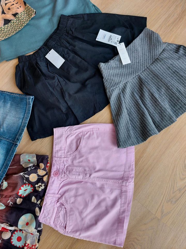 Zara H&M Benettont etc. Mini MIDI Rock gr. 152 u.a Neu in Menden