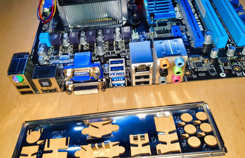 AMD FX4320 + Mainboard + DDR3 - Bundle Set Aufrüst in Berlin