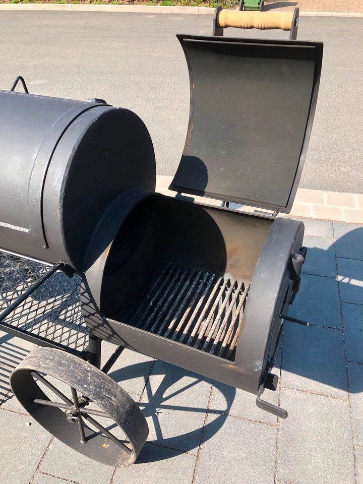 Joes Barbeque Smoker in Bückeburg