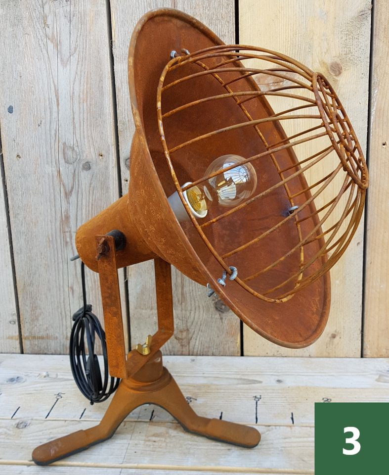 Rostige retro vintage Tischleuchte stehlampe leuchten lamp rostig in Brüggen