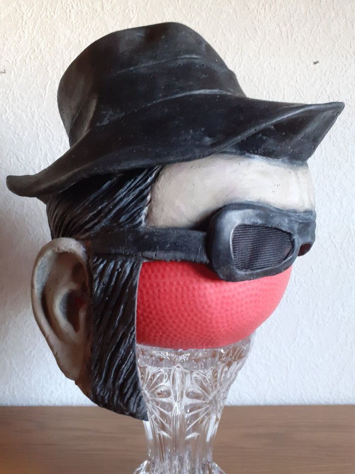 2x Gesichtsmaske Hut u. Brille Halbmaske Haubenmaske Maske Kostüm in Riegelsberg