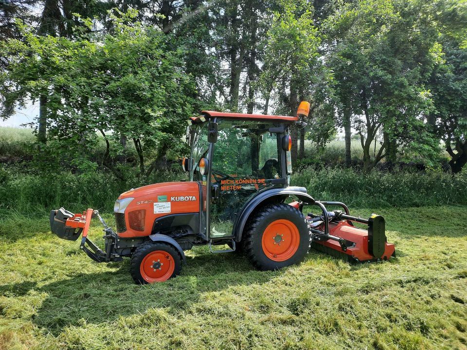 Traktor mit Schlegelmulcher mieten - 180 € / Tagesmiete in Kreischa