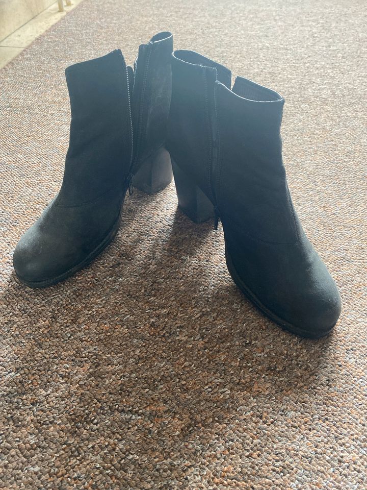 Vagabond Damen Boots Stiefel mit Absatz in Weilheim i.OB