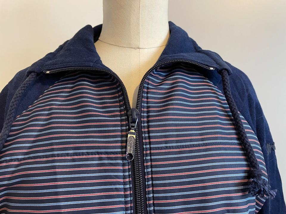 elho Jacke Retro, Freizeit- Sport, Gr.40, Blau getreift,Kapuze in Hanau