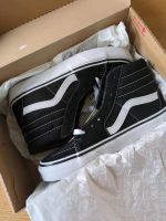 Vans Sk8-Hi Black/White US women 7.0 EUR 37.0 Bayern - Regensburg Vorschau