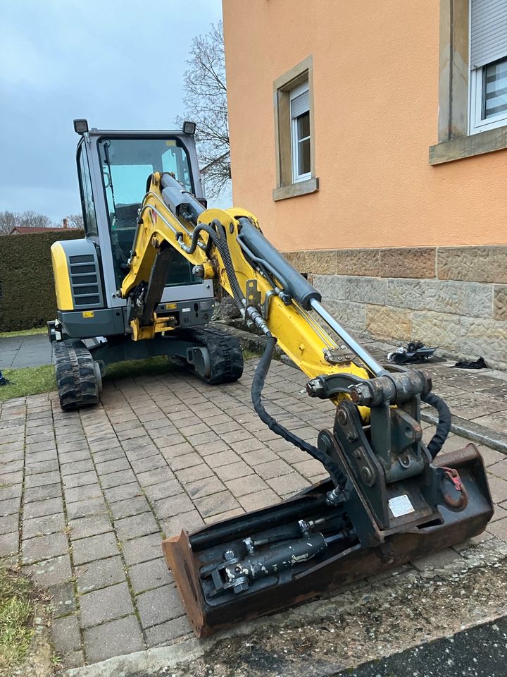 Minibagger Bagger 2,9t zu vermieten mieten leihen in Eckersdorf