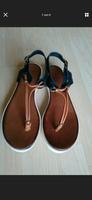 Leder Sandalen Zehentrenner von Deichmann braun blau Gr. 40 neuwe Friedrichshain-Kreuzberg - Kreuzberg Vorschau