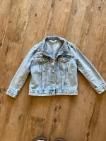 Jeansjacke Jacke H&M Größe 122 Baden-Württemberg - Hohenstein Vorschau