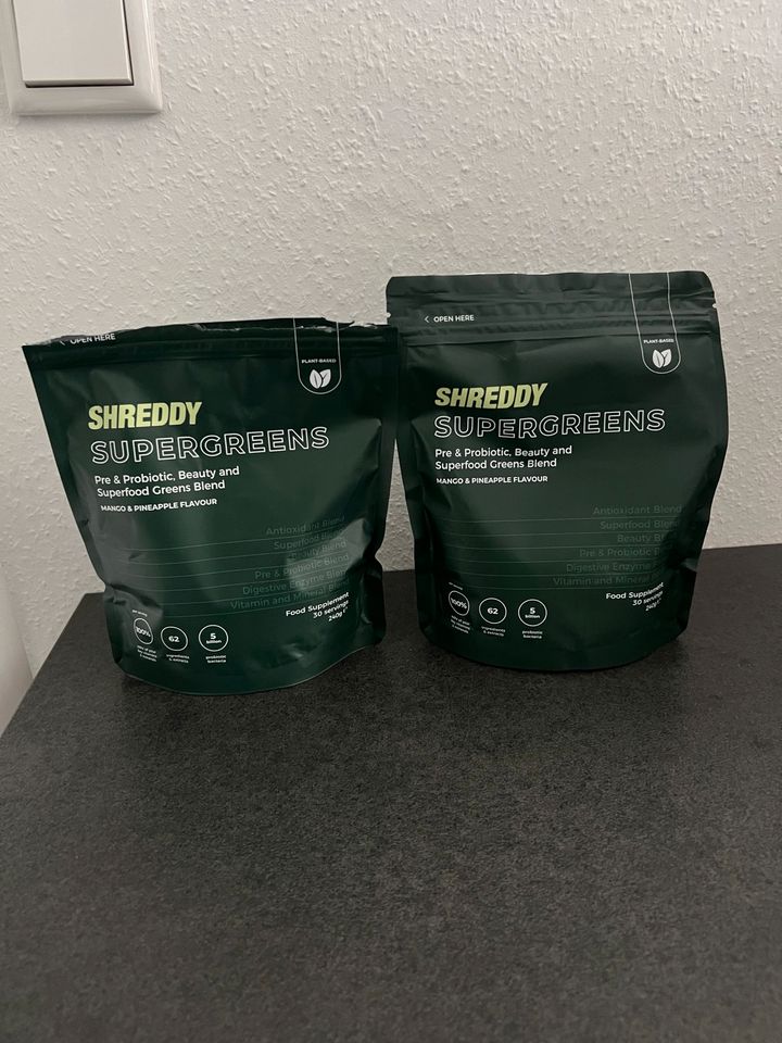 2x Shreddy Supergreens von Grace Beverly in Nürnberg (Mittelfr)