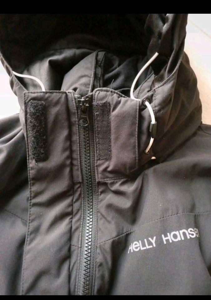 Helly Hansen Winterjacke Wintermantel in Dassow