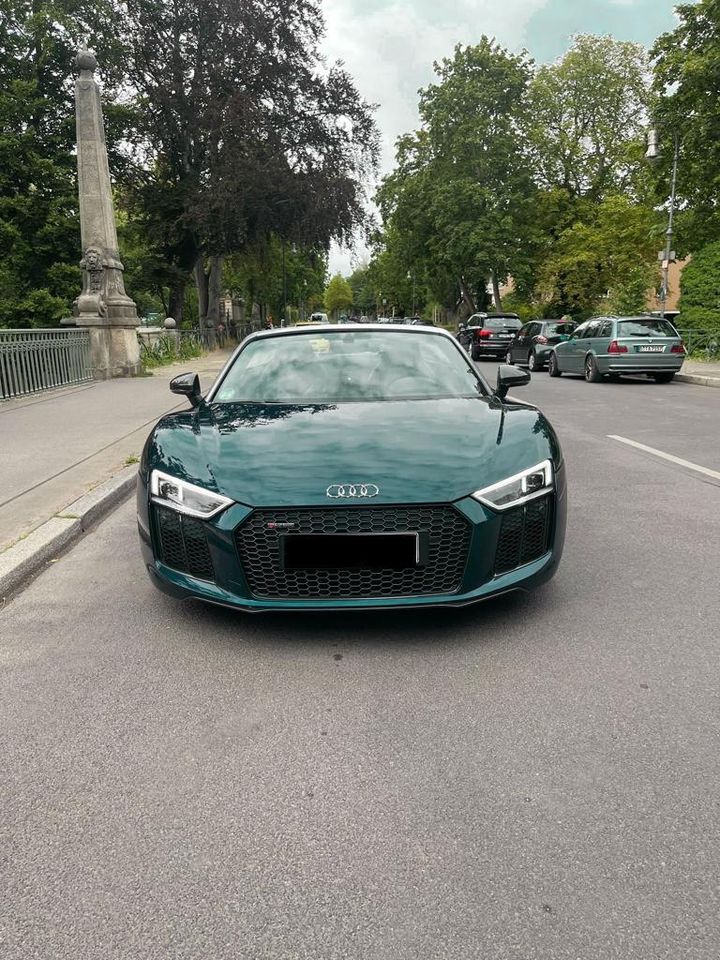 Audi R8 V10 Spyder Cabrio mieten Sportwagen Hochzeit Berlin in Berlin