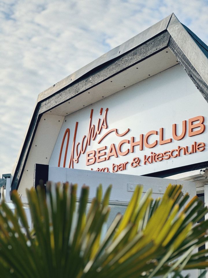 Sanitär- und Spülkraft in Uschis Beachclub in Baltrum