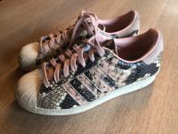 Adidas Superstar Schlangenmuster Gr. 36 2/3 Baden-Württemberg - Elzach Vorschau