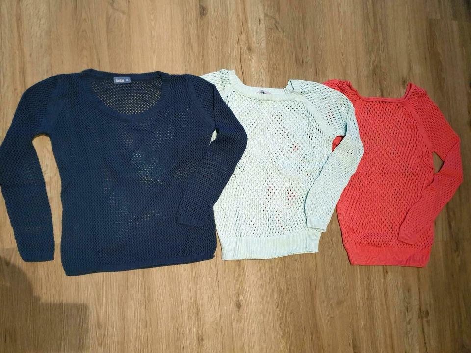Pullover Lochmuster 36 S neuwertig blau mintgrün rosa/pink in Neunburg