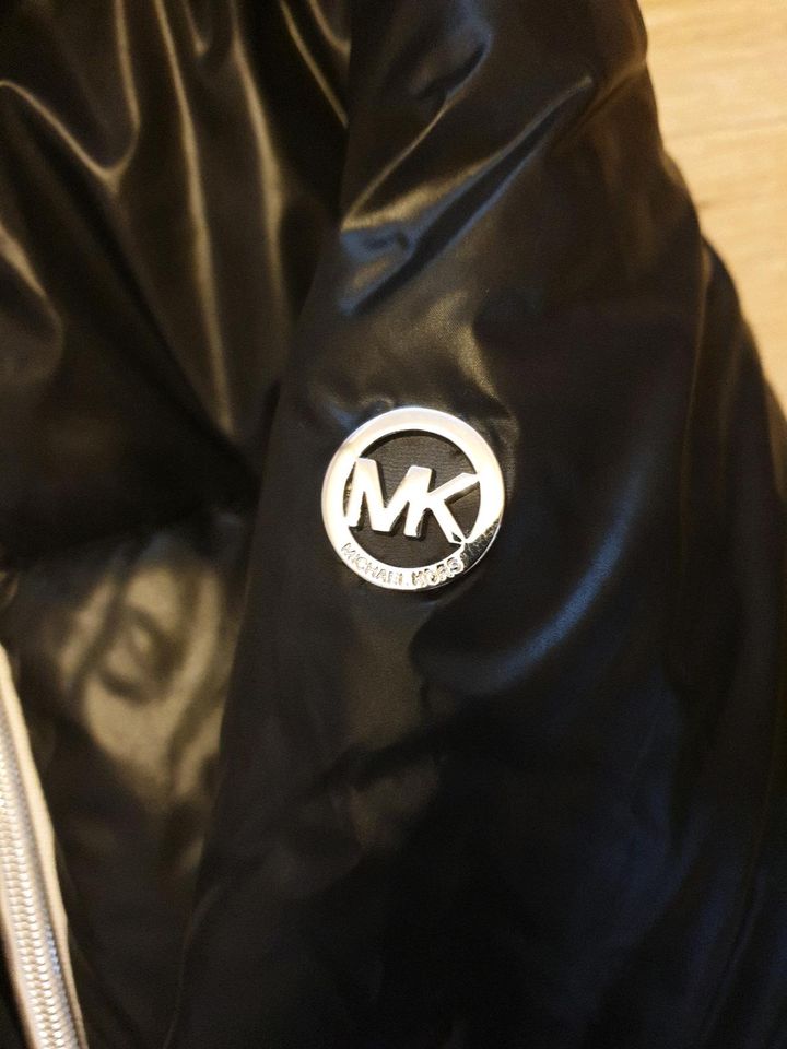 Michael kors Winter-Jacke Gr.122.  Neuwertig ❤ in Schwendi