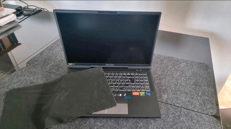 Mifcom Gaming Laptop rtx 4080 in Mannheim