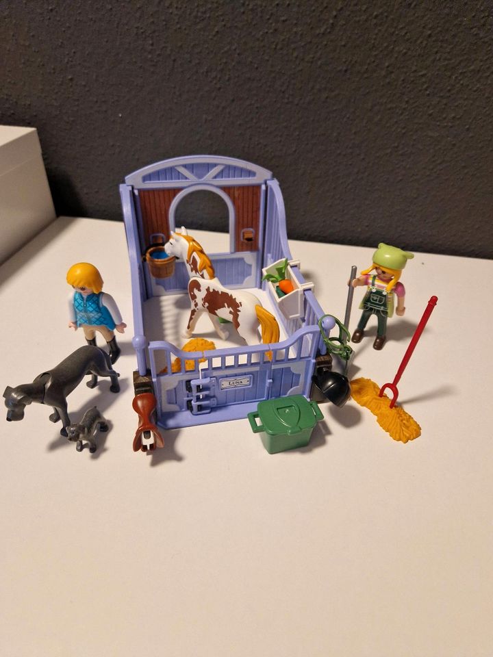 Playmobil Pferdestall - sehr guter Zustand ! in Landsberg (Lech)