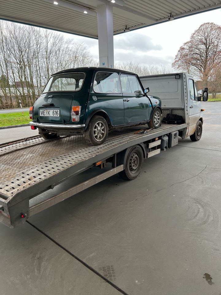 Abschleppdienst Autotransport Überführung Abschleppwagen dienst in Duisburg