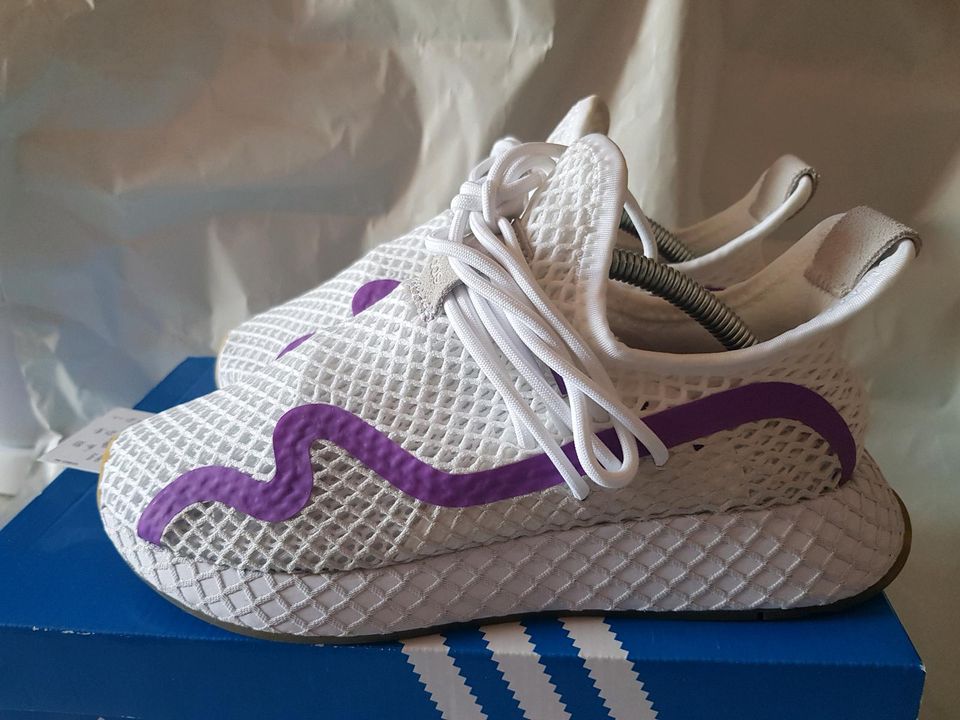 Adidas top deerupt lila