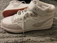 O Neill Basketball- Schuhe, Größe 38, neu, nie getragen Saarland - Großrosseln Vorschau