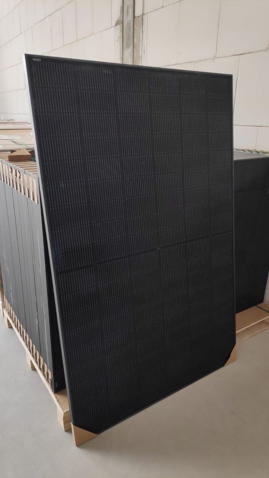 Balkonkraftwerk 1050W / 800W Bifacial Glas Solarmodule + 5m Kabel in Visbek