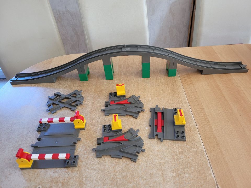 Lego Duplo Eisenbahnbrücke, kreuzung, Weichen, Bahnübergang in Stolberg (Rhld)