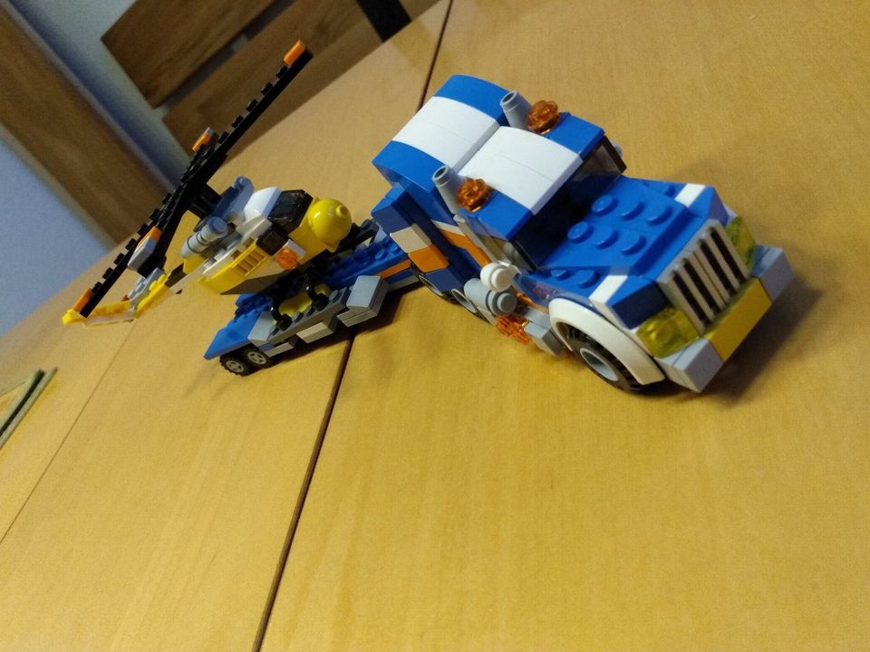 LEGO LKW mit Hubschrauber in Pattensen