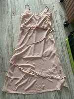 Traumhaftes Kleid in gr. 38/40 H&M Pankow - Buch Vorschau