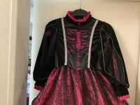 Mädchen Halloween Kleid Größe 140 Frankfurt am Main - Seckbach Vorschau