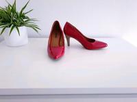 Schuhe Pumps rot Lack Gr. 38 Niedersachsen - Garbsen Vorschau