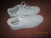 Sneaker hummel weiß Leder indoor Berlin - Lichtenberg Vorschau