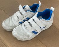 Turnschuhe Hallenschuhe Adidas Gr. 37 1/3 Saarland - Homburg Vorschau