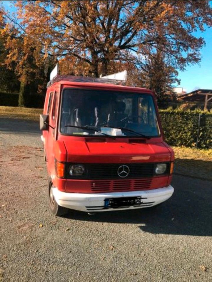 Mercedes Benz T1 602 KA Bus Camper Oldtimer in Gelenau