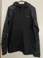 ⭐️NIKE Softshelljacke Größe L schwarz⭐️ Hessen - Obertshausen Vorschau