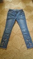 Jeans slim Blumen Stickerei blau Schleswig-Holstein - Großhansdorf Vorschau