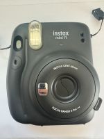 Instax mini 11 schwarz (charcoal gray) inkl. OVP und Schutzhülle Thüringen - Neudietendorf Vorschau