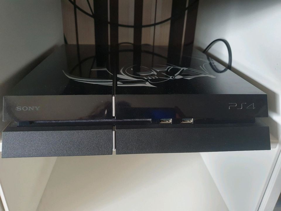 Playstation 4 1 TB Starears Edition +3Controller in Hörstel