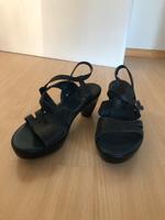 Schwarze Sandalen mit Absatz von Think Gr. 39 Baden-Württemberg - Kronau Vorschau