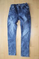 dunkelblaue Jeans von S.Oliver Gr. 164 slim Baden-Württemberg - Bietigheim-Bissingen Vorschau