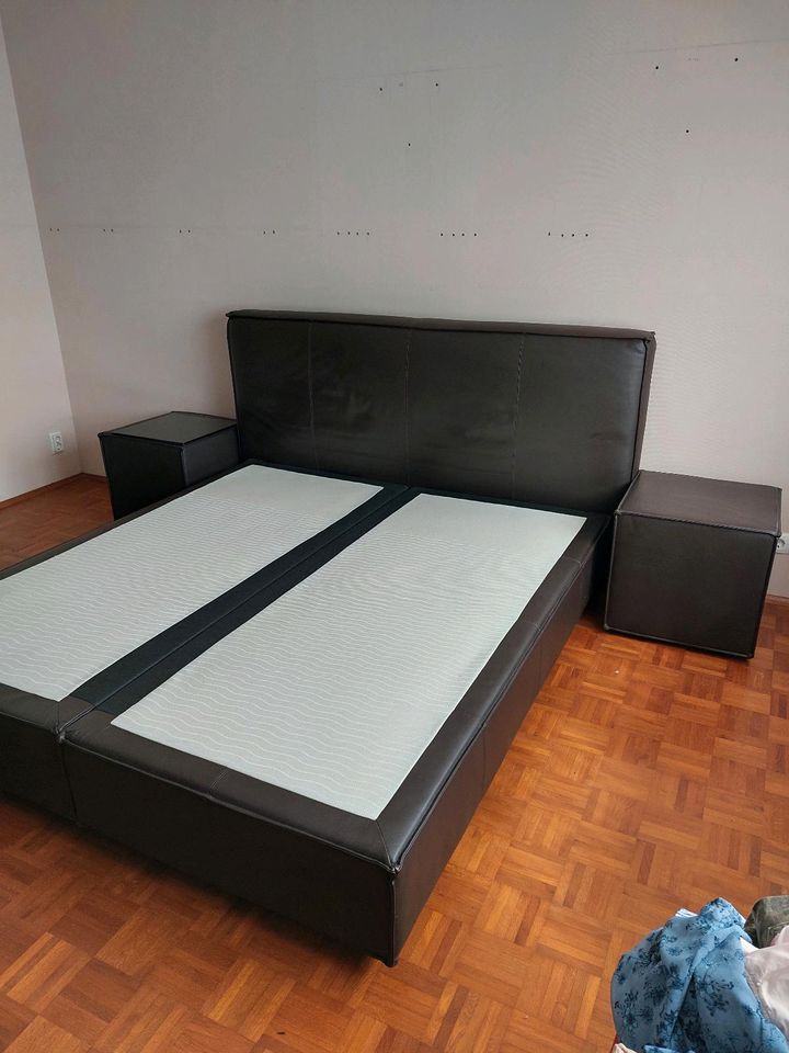 Femira Boxspringbett Bett 180cm Echtleder Braun Nachttisch in Menden