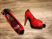 High Heels, Gothik, Rockabella, rot schwarz, Totenköpfe Nordrhein-Westfalen - Euskirchen Vorschau