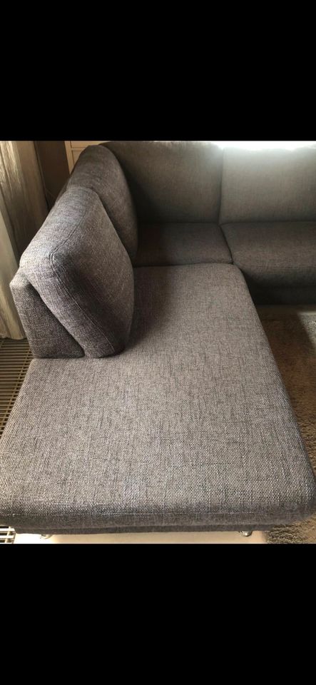Sofa Couch Caoch Sitzgarnitur Polstermöbel grau in Salzgitter