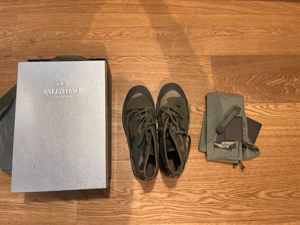 Valentino Sneaker  Camouflage Canvas High top 45 neu in Düsseldorf