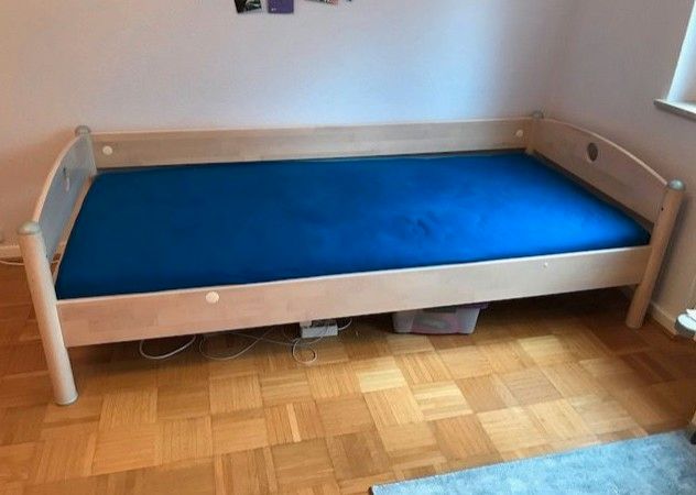 Paidi Fleximo 125 cm Spielbett Hochbett mit Leiter, inkl. Regal in Bielefeld